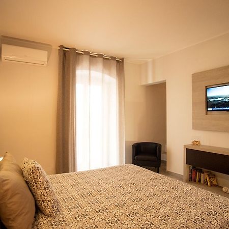 Guest House Centrale Barletta Exteriör bild